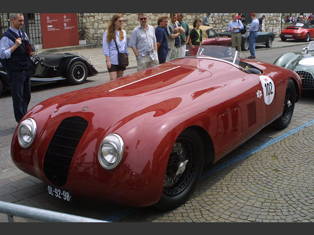 alfa-romeo-8-213.jpg